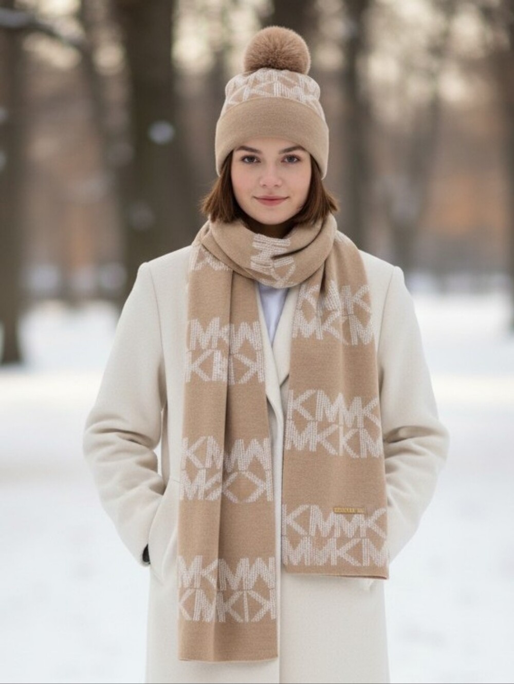NWT Michael Kors Women's Tan & White Winter Scarf & pom pom Hat Set HTF